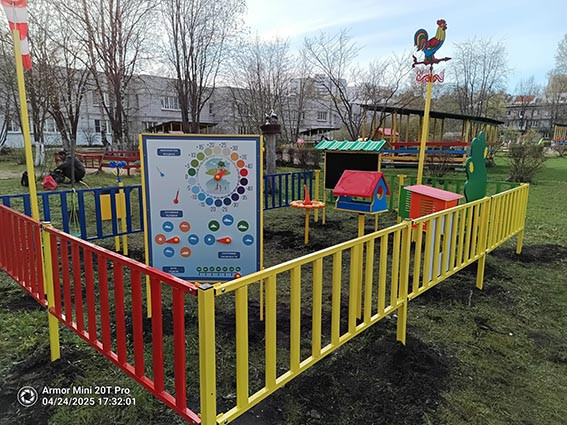 Метеорологическая площадка из "Экопластика Petra ®" и нержавеющей стали
