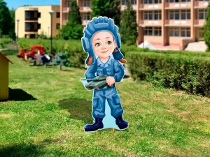 Уличная фигура "Танкист"