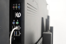 Интерактивная панель UTS Crystal FL0365 D2
