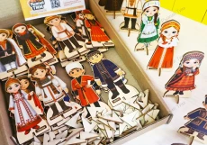 Демонстрационно-игровой набор НАРОДЫ РОССИИ